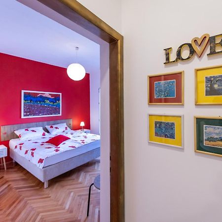 Red Holiday Apartment Дубровник Екстериор снимка