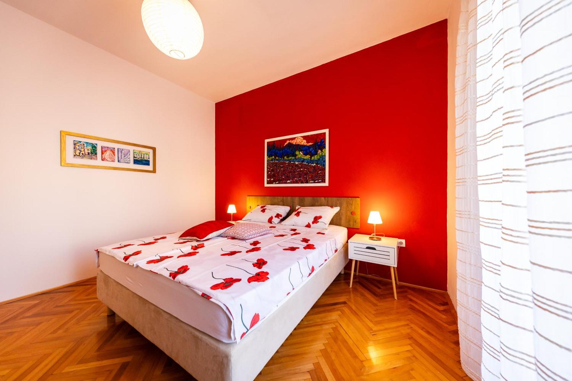 Red Holiday Apartment Дубровник Екстериор снимка